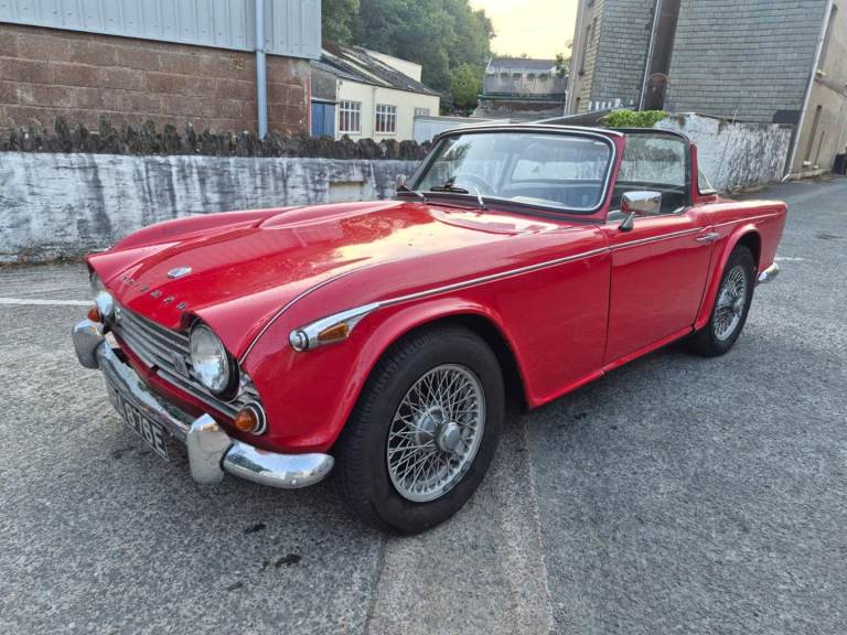 TRIUMPH TR4A