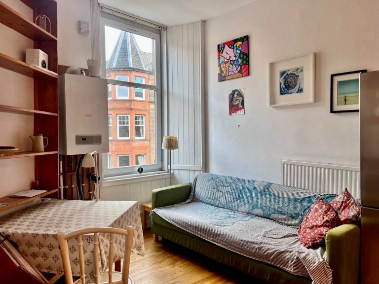 2 bedroom in Edinburgh Center Easter Road