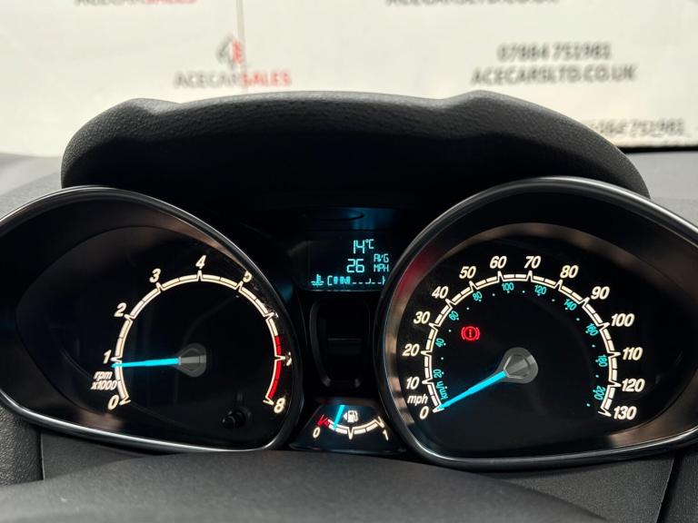 2015 Ford Fiesta 1.0 EcoBoost 140 Zetec S Red 3dr HATCHBACK PETROL Manual