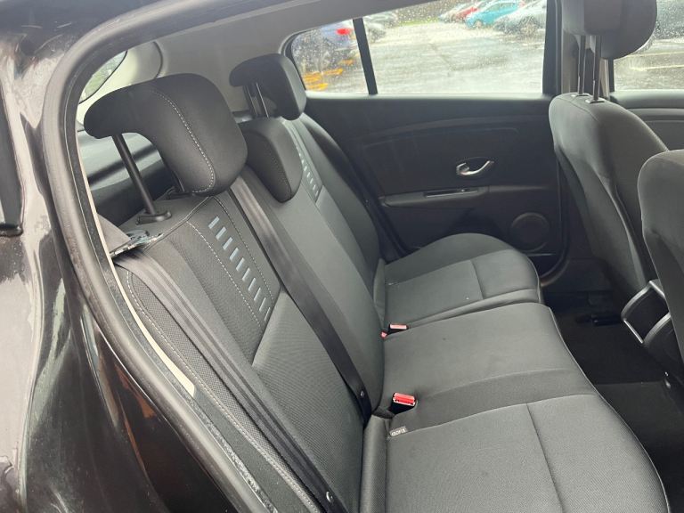 Renault, MEGANE, Hatchback, 2010, Manual, 1598 (cc), 5 doors