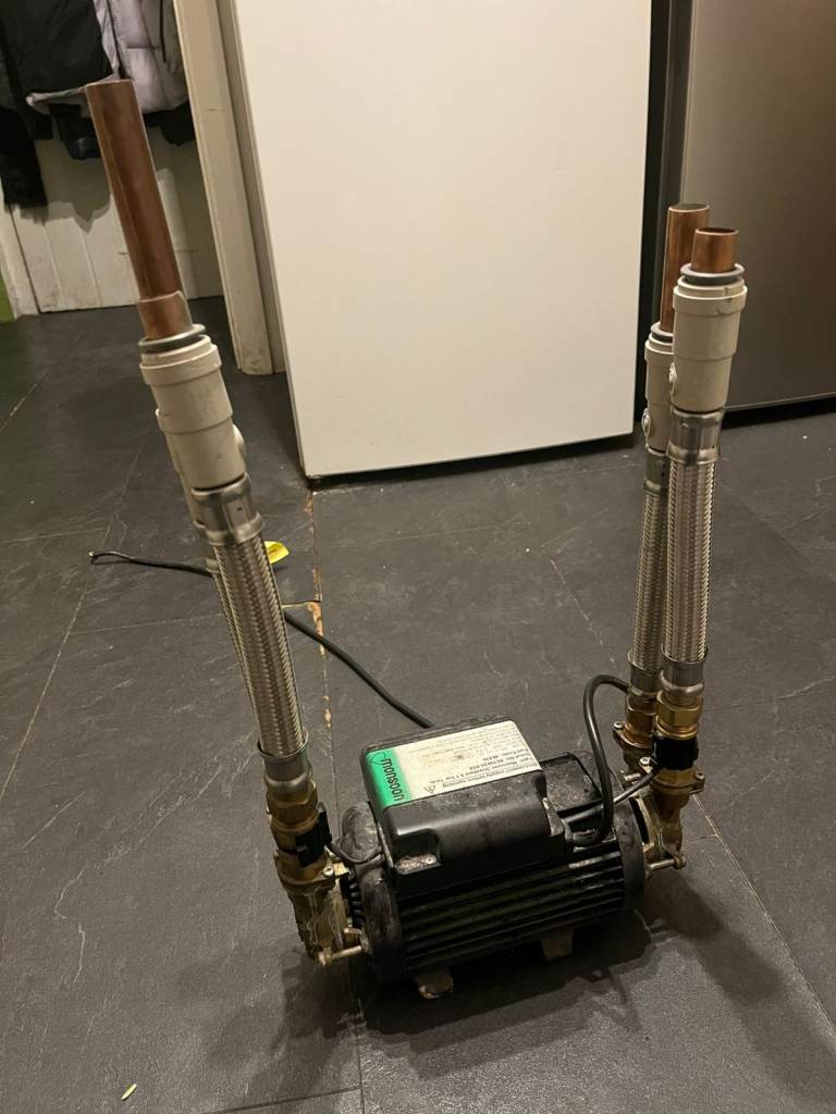 Used Water pump Monsoon standard 4.1 bar twin 