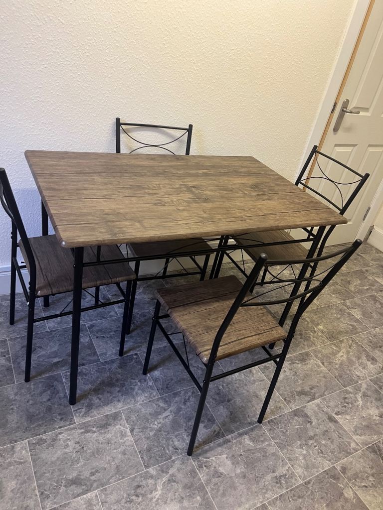 Dinning Table & Chairs
