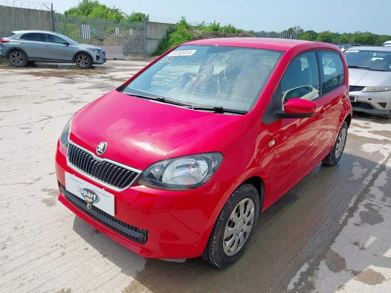 Breaking Skoda Citigo 2015 Hatch 1.0 Petrol CHYA 5 Speed QCF Red LY3D