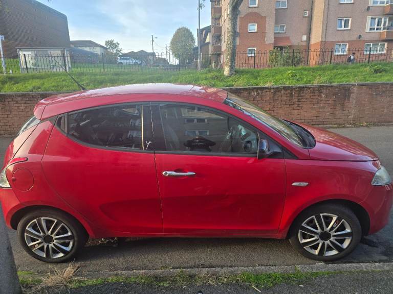 Chrysler, YPSILON, Hatchback, 2012, Manual, 1242 (cc), 5 doors