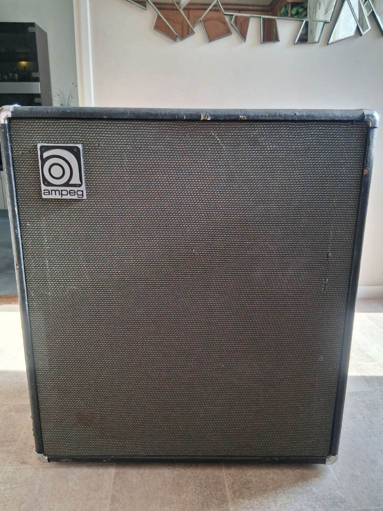 Ampeg Guitar Cabinet. 4x12 v4. 8 ohms