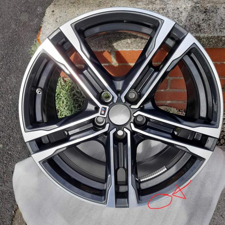 BMW 1 series 18 inch 819m Double spoke alloy 