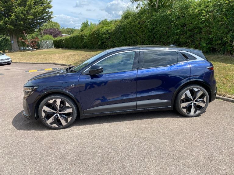 Renault, MEGANE E-TECH, Hatchback, 2022, Other, 1 (cc), 5 doors