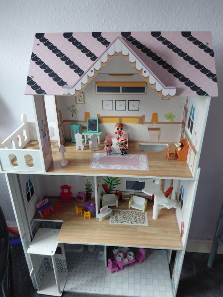 Large wooden 4 foot dolls house