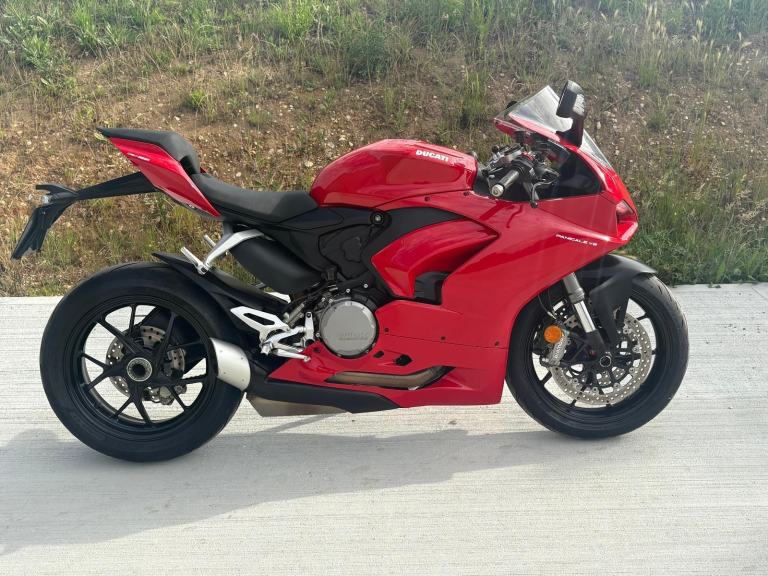 Ducati PANIGALE V2
