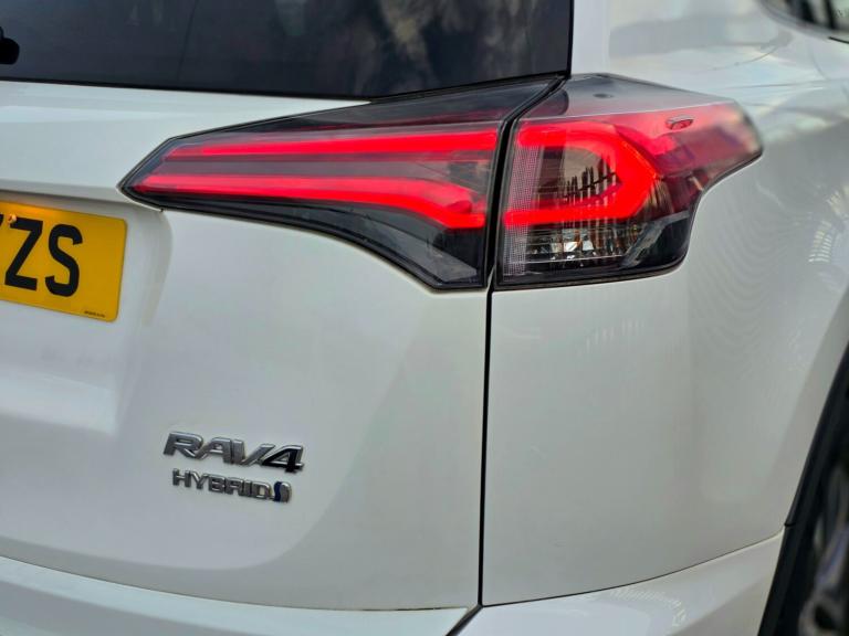 2017 Toyota RAV4 2.5 VVT-i Hybrid Business Ed Plus TSS 5dr CVT 2WD ESTATE Petrol/Electric Hybrid ...