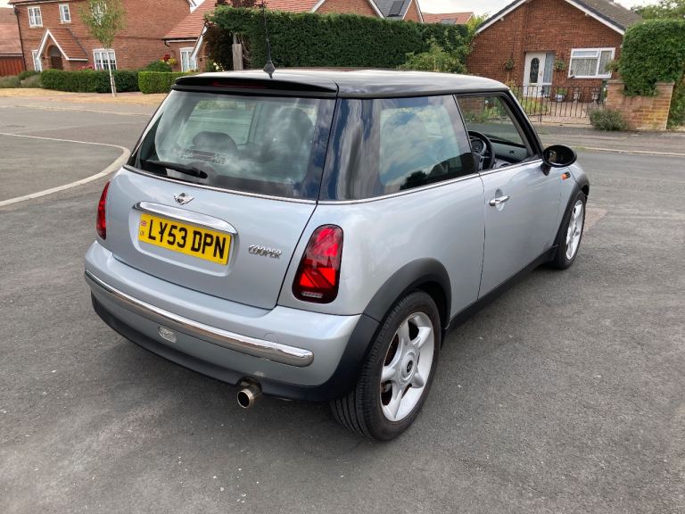 Mini Cooper, 2003, Manual, 1598 (cc), 12m MOT, FSH, Union Jack Lights