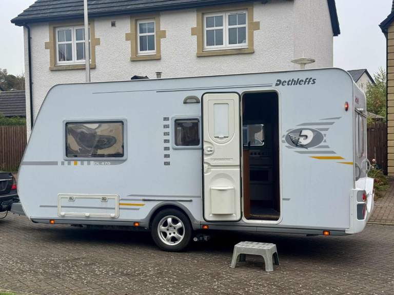 Caravan Dethleffs Camper DL 470 2006 2 Berth 
