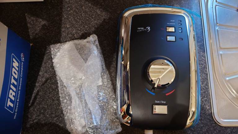 Shower. 10.5kw Black power electric shower. Triton. Opal 3. 