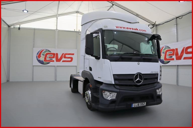 2016 (16 PLATE) Mercedes Benz Actros 1843 4x2 Euro 6 Tractor Units