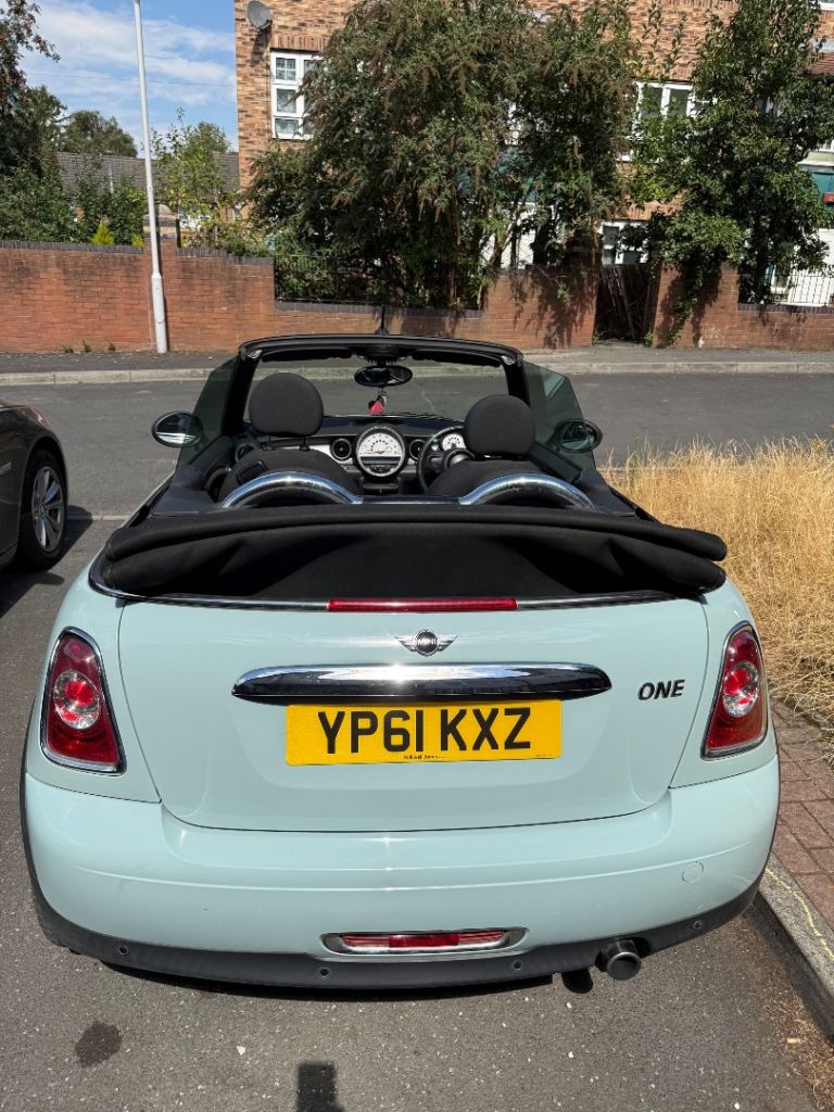 2011 MINI COOPER CONVERTIBLE 