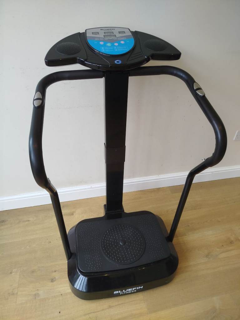 Bluefin Fitness Vibration Plate – Full Size with Handlebars & Speakers