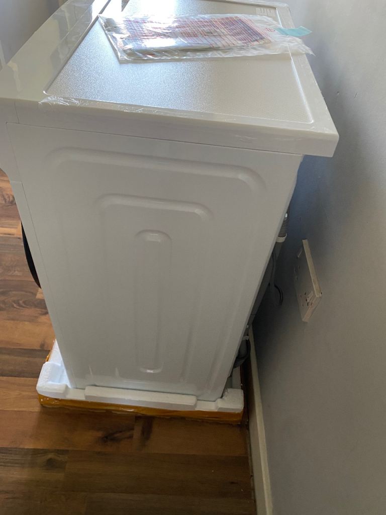 Indesit washer/dryer brand new 
