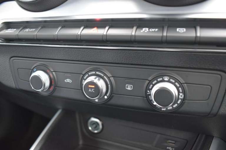 2022 Audi Q2 1.5 Tfsi Cod 35 S Line Suv 5dr Petrol Manual Euro 6 (s/s) (150 Ps) ESTATE Petrol Manual