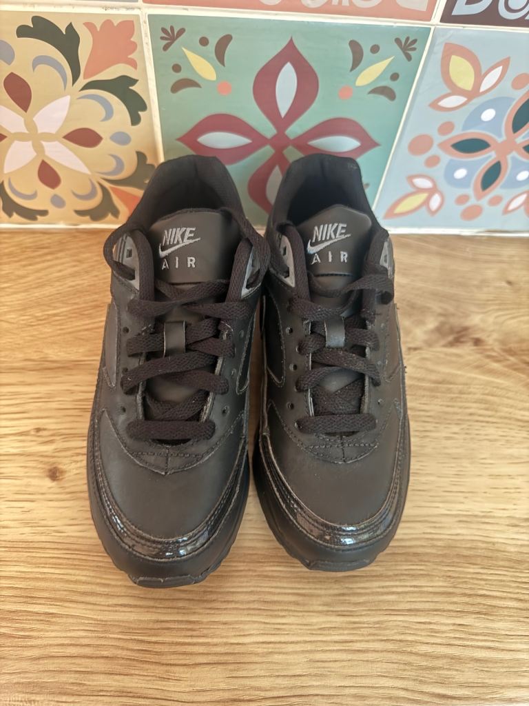 Nike Air Max Trainers – All Black, As Good As New