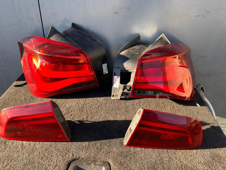 BMW 1 SERIES F20/21 LCI MODEL 2015- SET IF SHADIW EDITION REAR LIGHTS