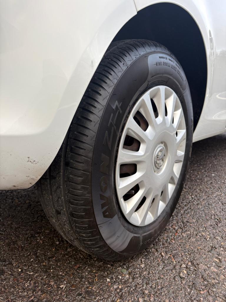 2013 Vauxhall Corsa 1.2 S 3dr HATCHBACK Petrol Manual