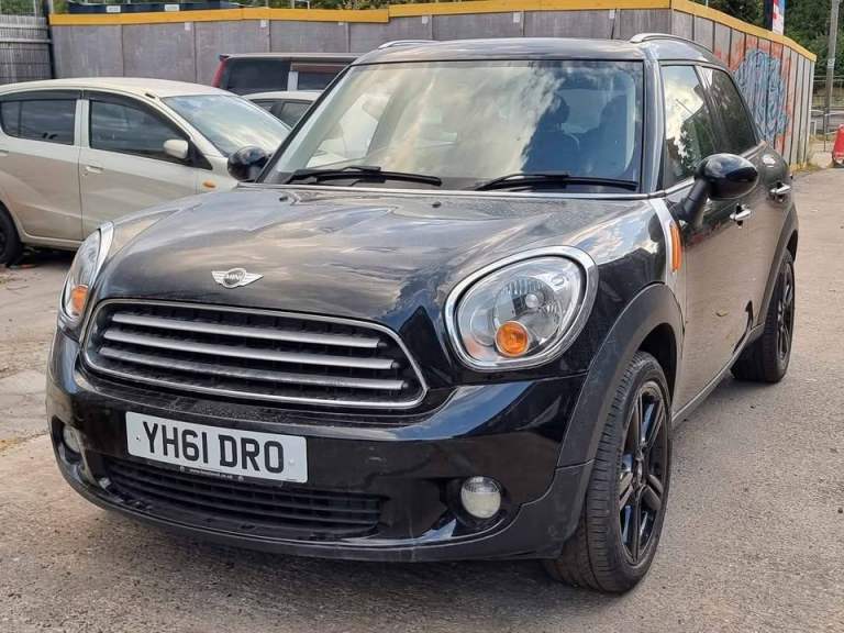 Mini, COUNTRYMAN 1.6 AUTO | ULEZ | PAN ROOF | CHILLI PACK + READY TO GO!