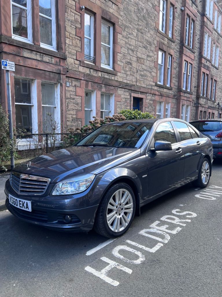 2011 AUTOMATIC C CLASS MERCEDES PETROL 