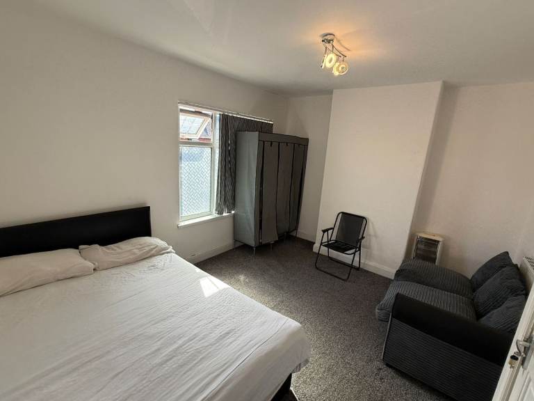 Double room for rent