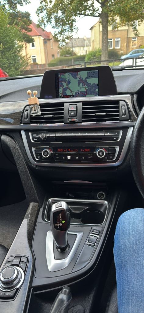 BMW, 3 SERIES, Saloon, 2013, Semi-Auto, 1995 (cc), 4 doors 