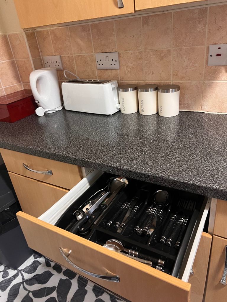 Rooms available to let