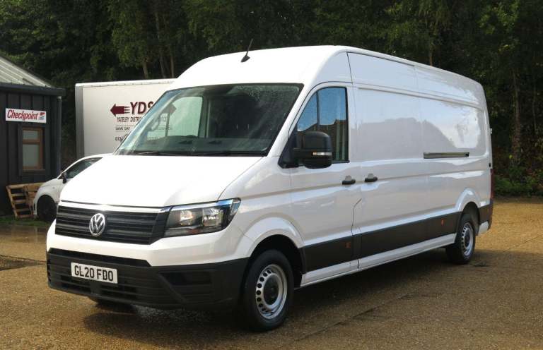 VOLKSWAGEN CRAFTER 140HP LWB HIGH ROOF AIRCON TRENDLINE EURO 6 White Manual D