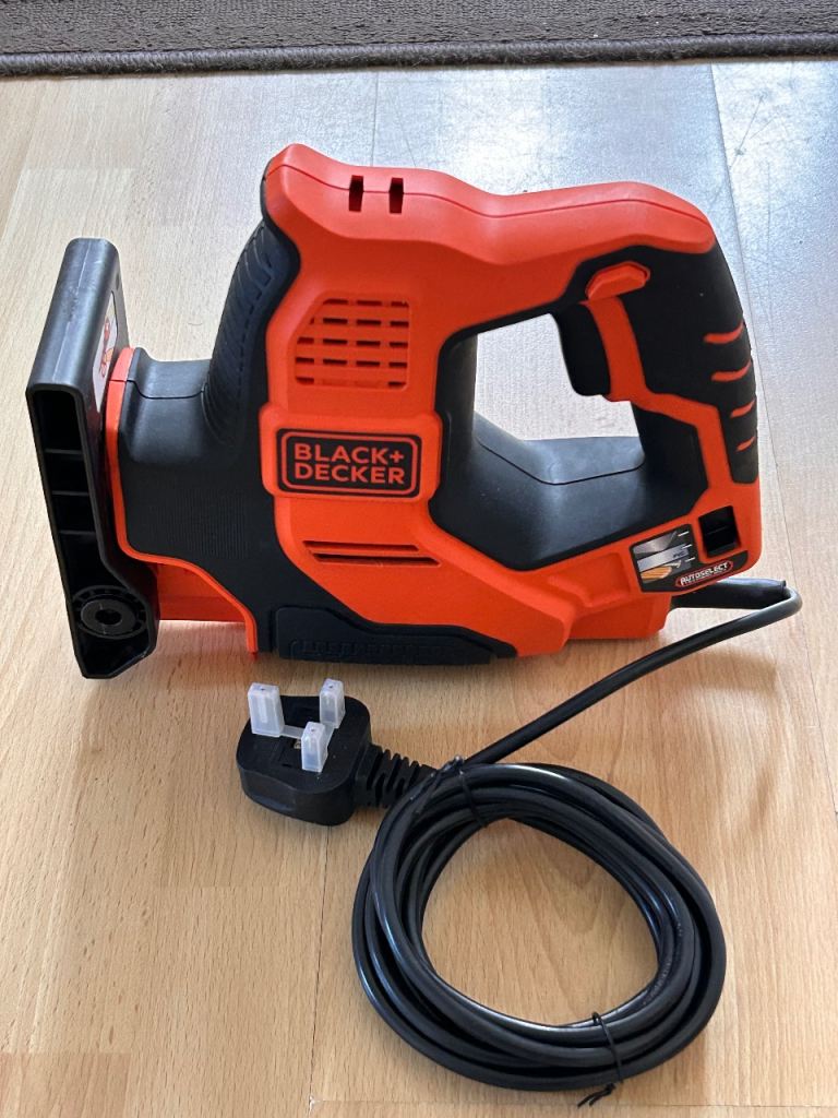Black & Decker RS890 500W Powered Hand Scorpion Saw with Autoselect Technology (No Blade Included)