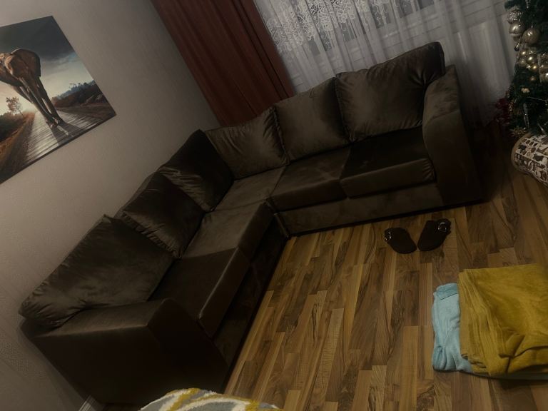 3 month old brown velvet 5 seater corner sofa
