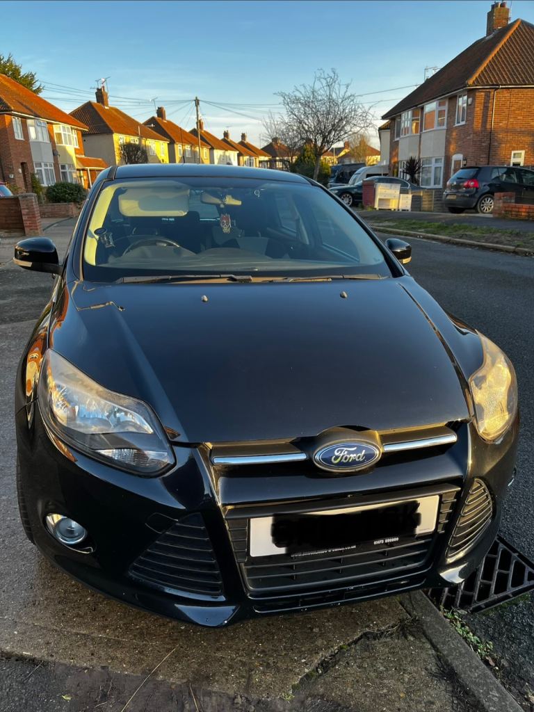 Ford, FOCUS, Hatchback, 2012, Manual, 1596 (cc), 5 doors