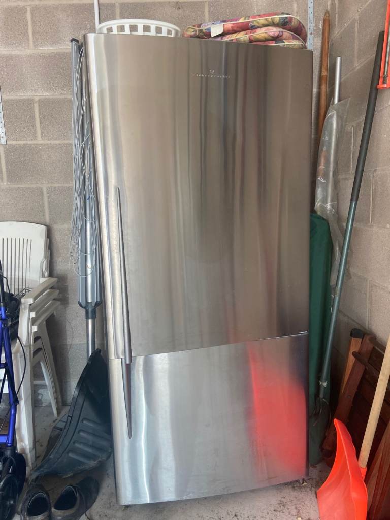Fisher & Paykel ActiveSmart Fridge Freezer, Stainless Steel, Excellent Condition, £595 ONO