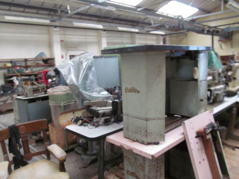 Robust Industrial Machine Base / Heavy-Duty Workbench Frame