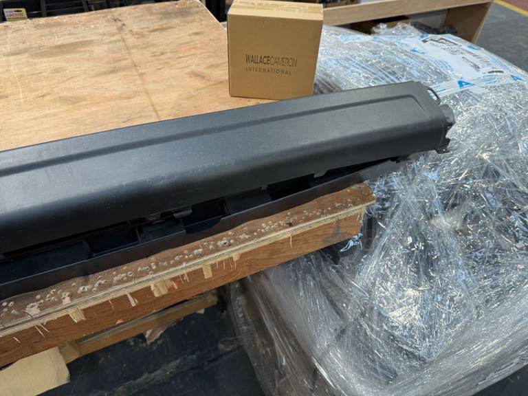 Movano / Master Rear Bumper cover / reinforcement bar - 850220011R