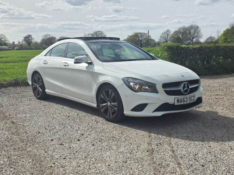 Mercedes-Benz, CLA, Saloon, 2013, Manual, 1595 (cc), 4 doors