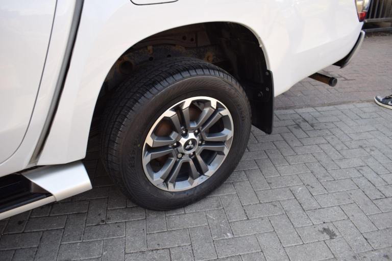 2021 Mitsubishi L200 2.2 DI-D DC Warrior 4WD Euro 6 (s/s) 4dr PICK UP Diesel Manual