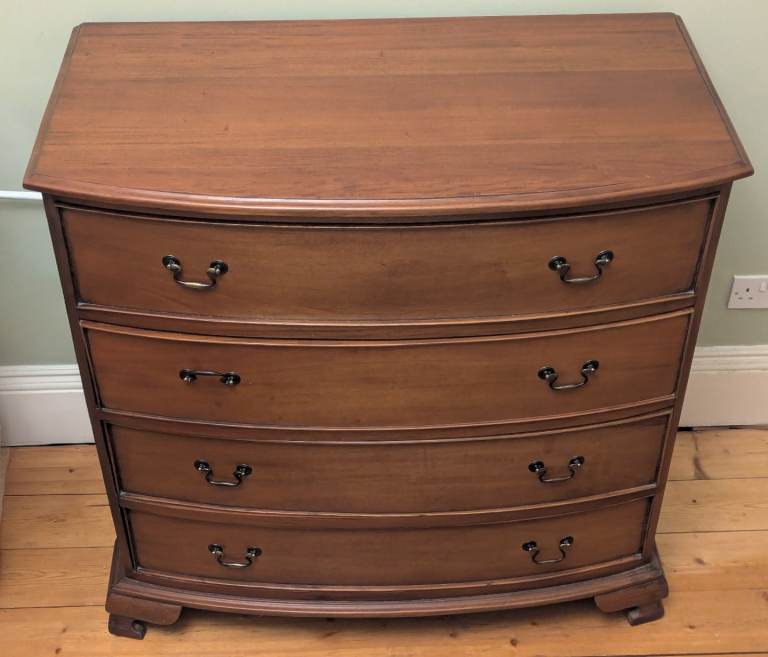 image for Mahogany chest of drawers