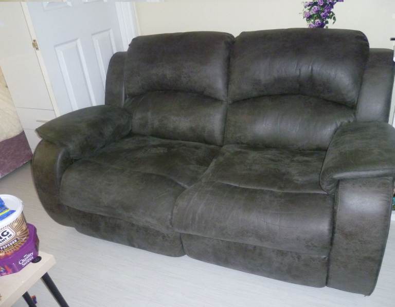 Comfy Grey Two Seater faux leather Recliner Sofa Settee– Good Condition smoke & pet free home