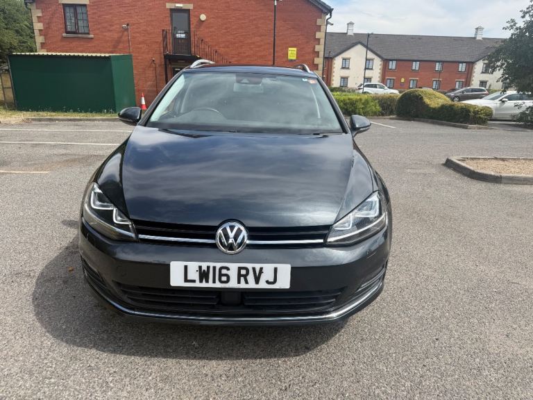 Volkswagen Golf Automatic Estate Petrol 