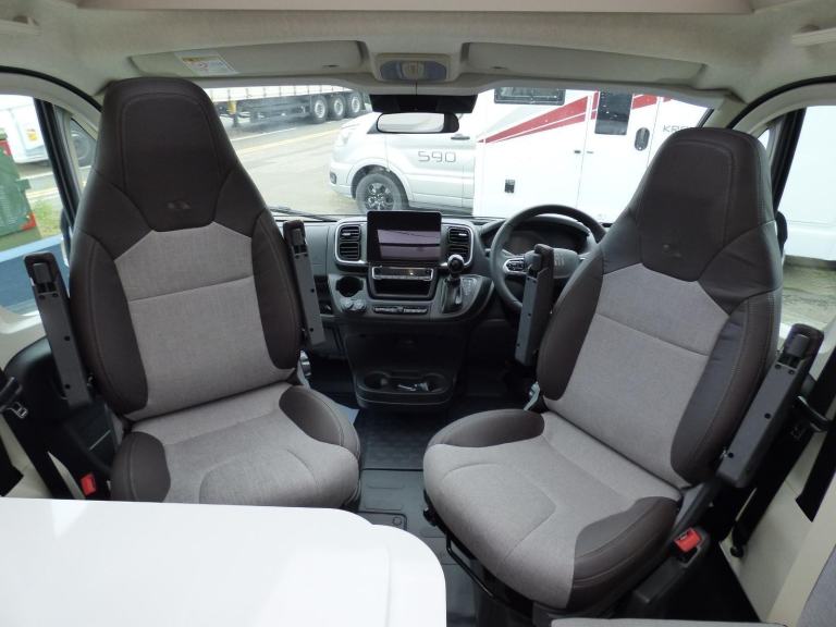 Adria Compact supreme SL DIESEL AUTOMATIC 2025