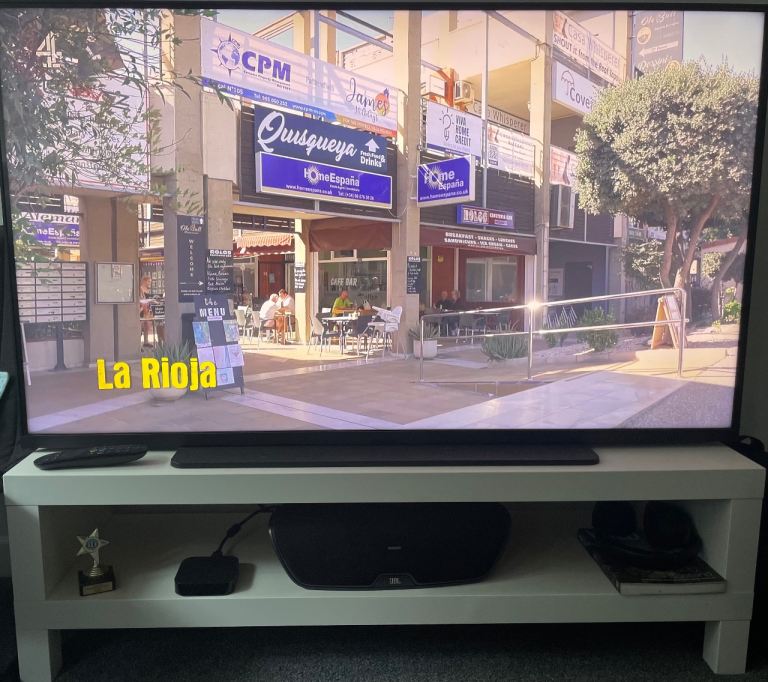 Sky Glass tv with unit 
