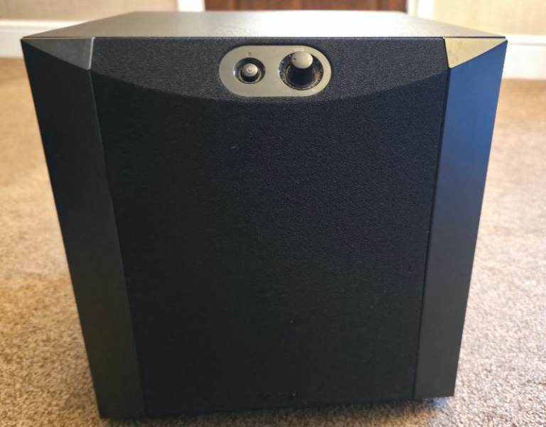 Yamaha Subwoofer NS-SW200