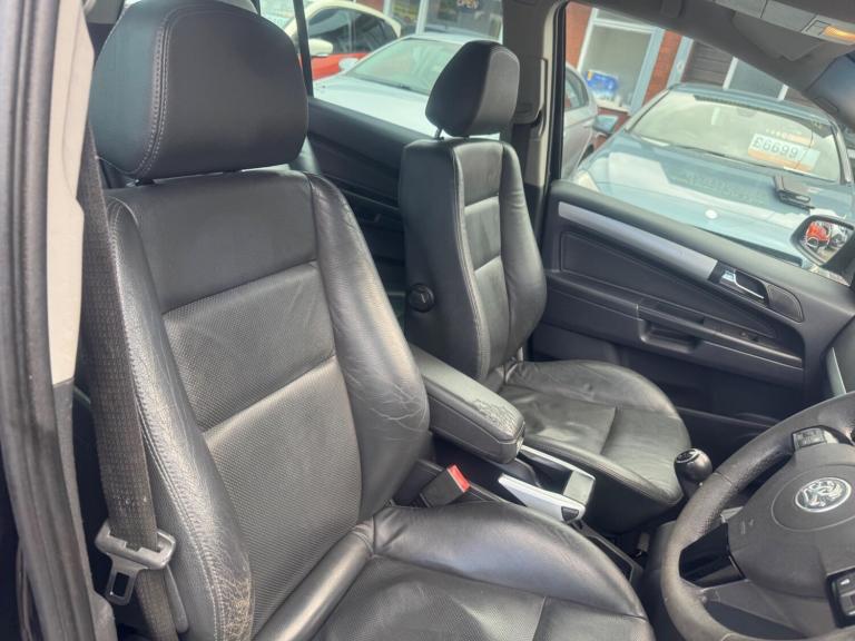 2009 Vauxhall Zafira 1.8i Elite 5dr MPV PETROL Manual