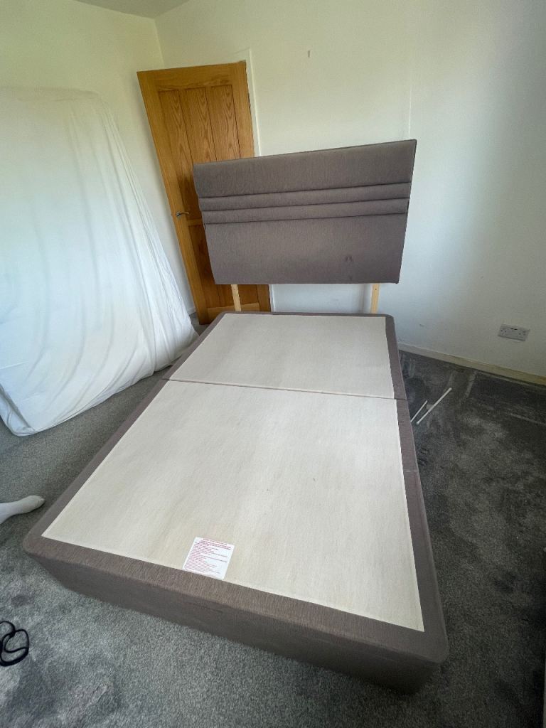 Otterman double bed and head board