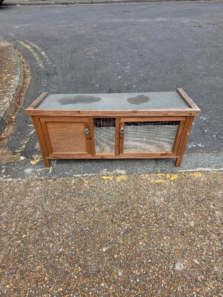 Rabbit hutch SOLD
