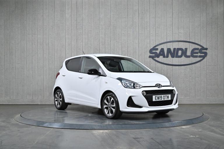 2019 Hyundai i10 1.0 Play Euro 6 5dr HATCHBACK Petrol Manual