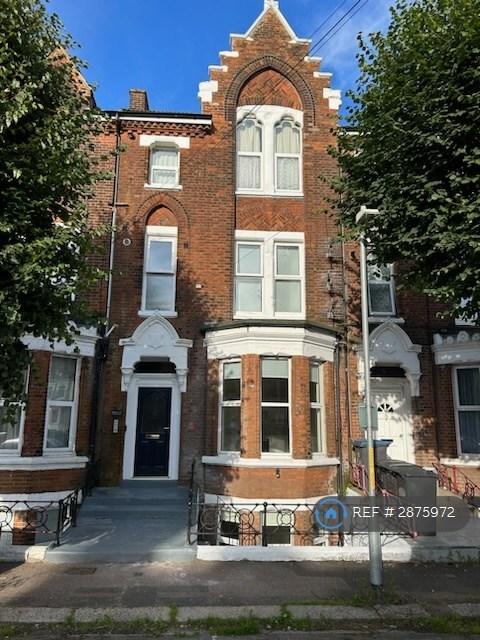 1 bedroom flat in St Johns Road, Dover, CT17 (1 bed) (#2875972)